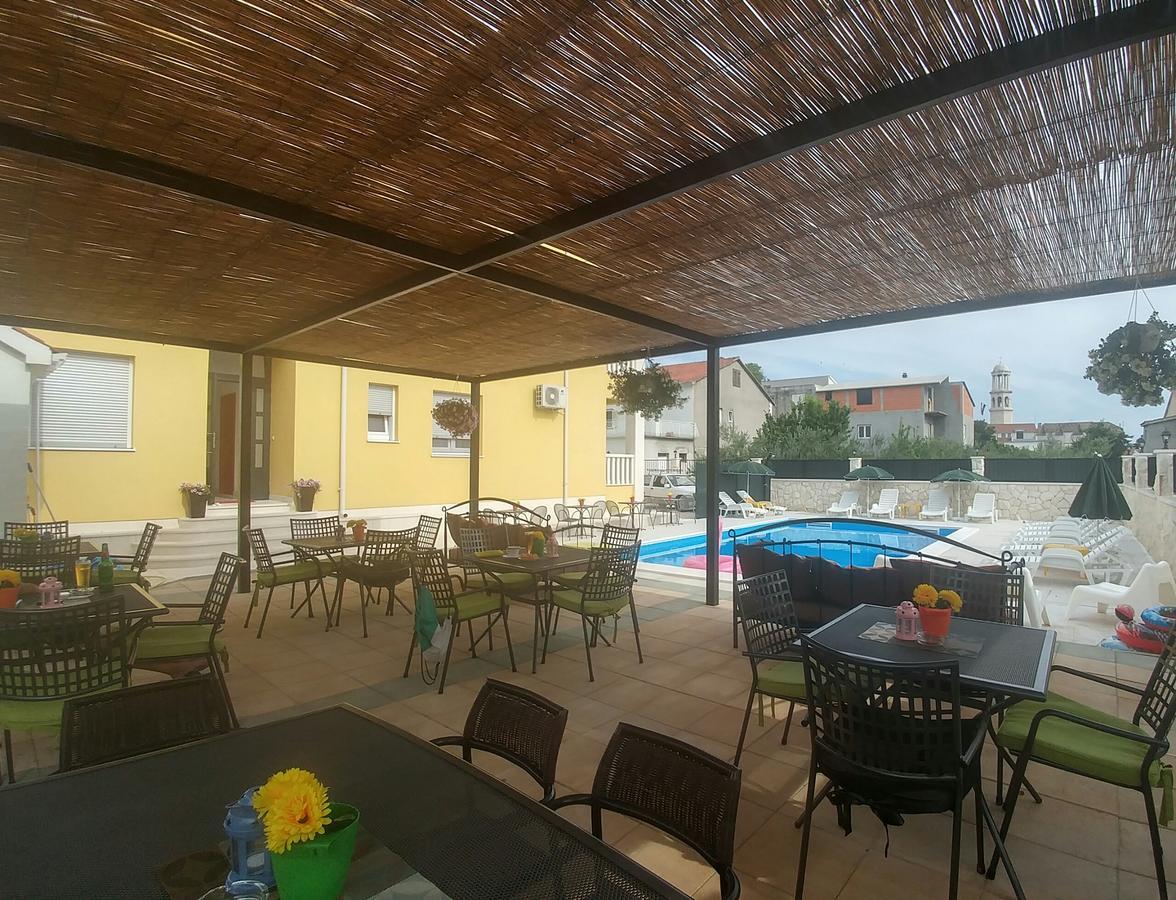 Villa Iva-Dom Каштела Экстерьер фото